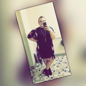 Meet your Posher, Alexis